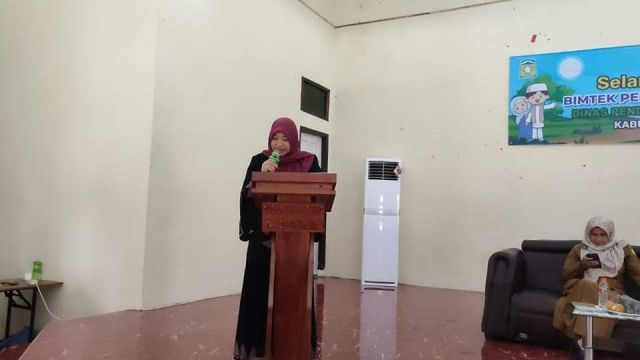 Pj Bunda PAUD Aceh Besar Buka  Bimtek Pengembangan Kapasitas PAUD HI